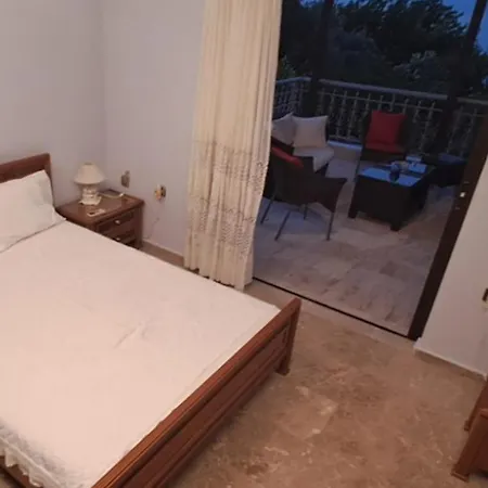 Aigeira Seafront Vacation Homes Apartment *
